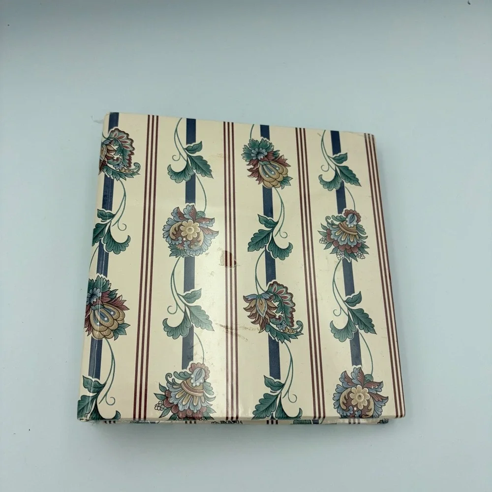 BURNES Photo Album Scrapbook Binder Floral Stripes Beige USA‎ Made